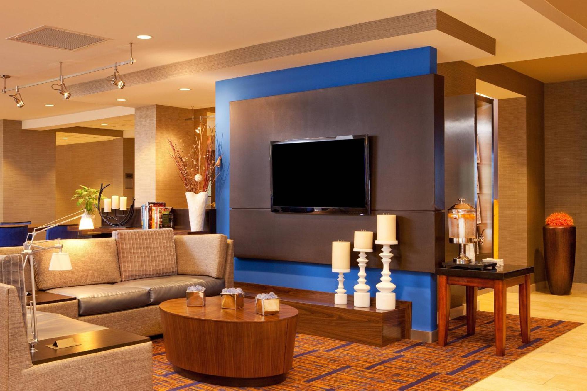 Courtyard Hartford Manchester Interior photo